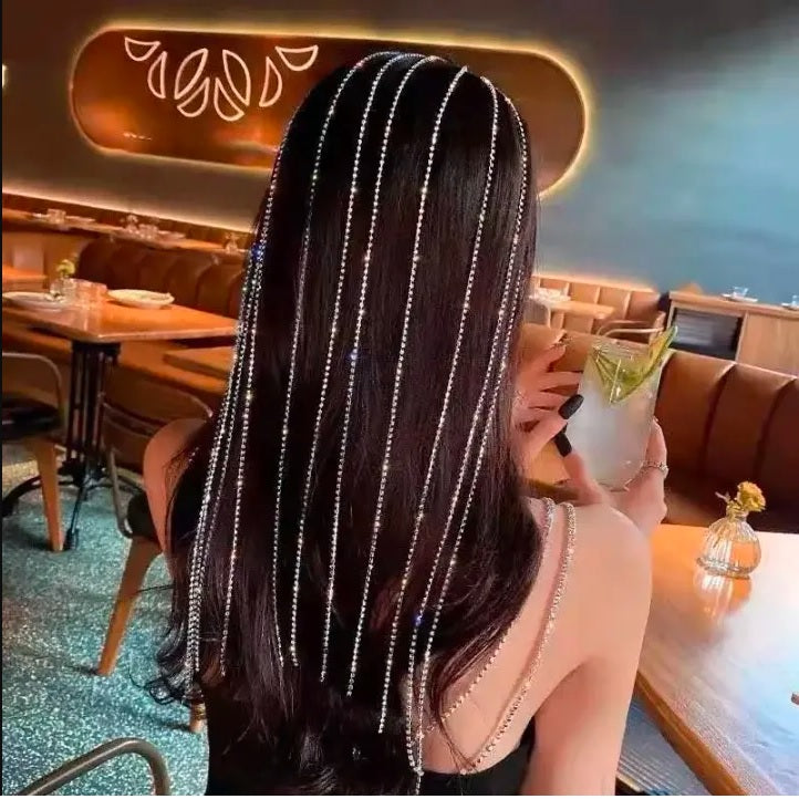 Elegant Crystal Fancy Hair Clip – Perfect for Everyday & Party Wear